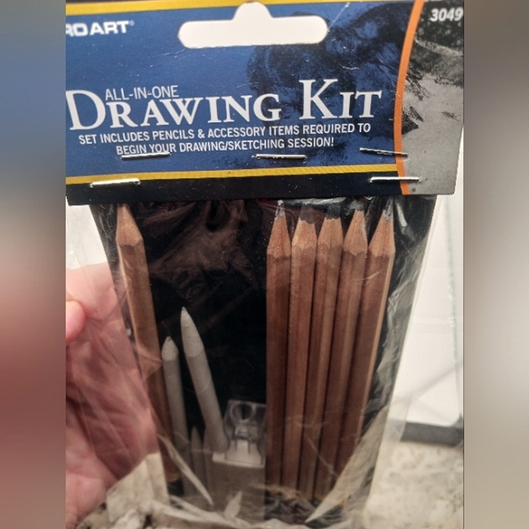PRO ART One Drawing Set New - Picture 4 of 6